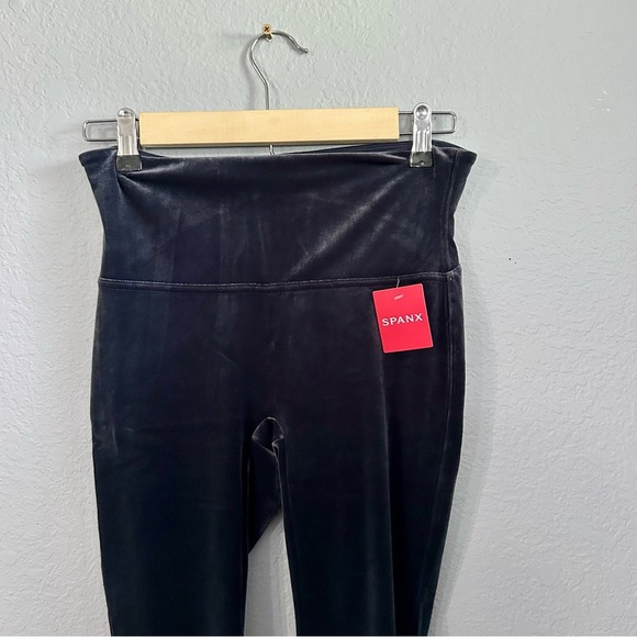 NWT Spanx Velvet Leggings - Picture 5 of 9